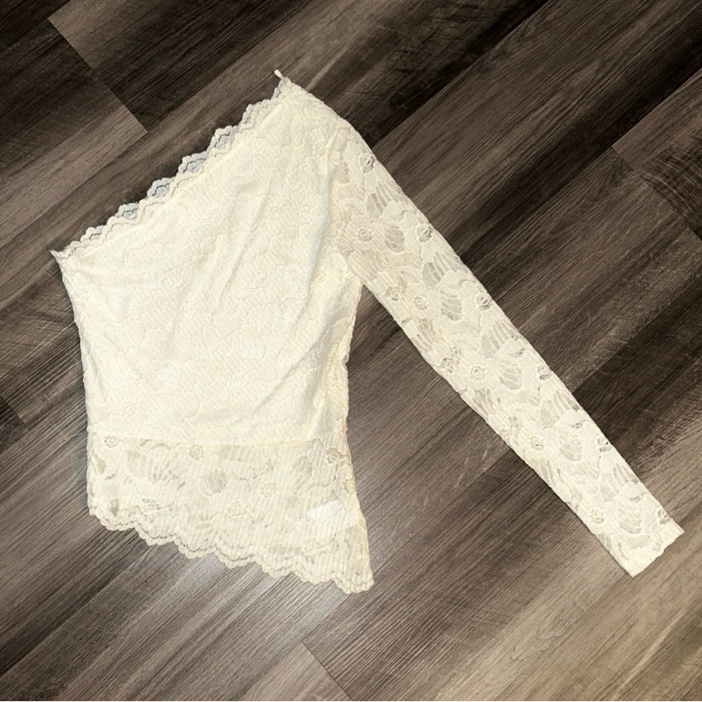 Express Off White Lace One Sleeve Top